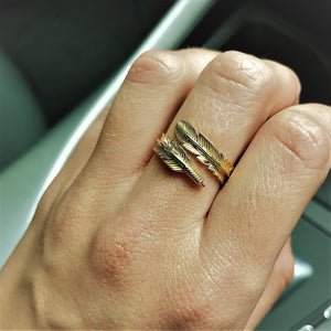 Adjustable Plume Ring